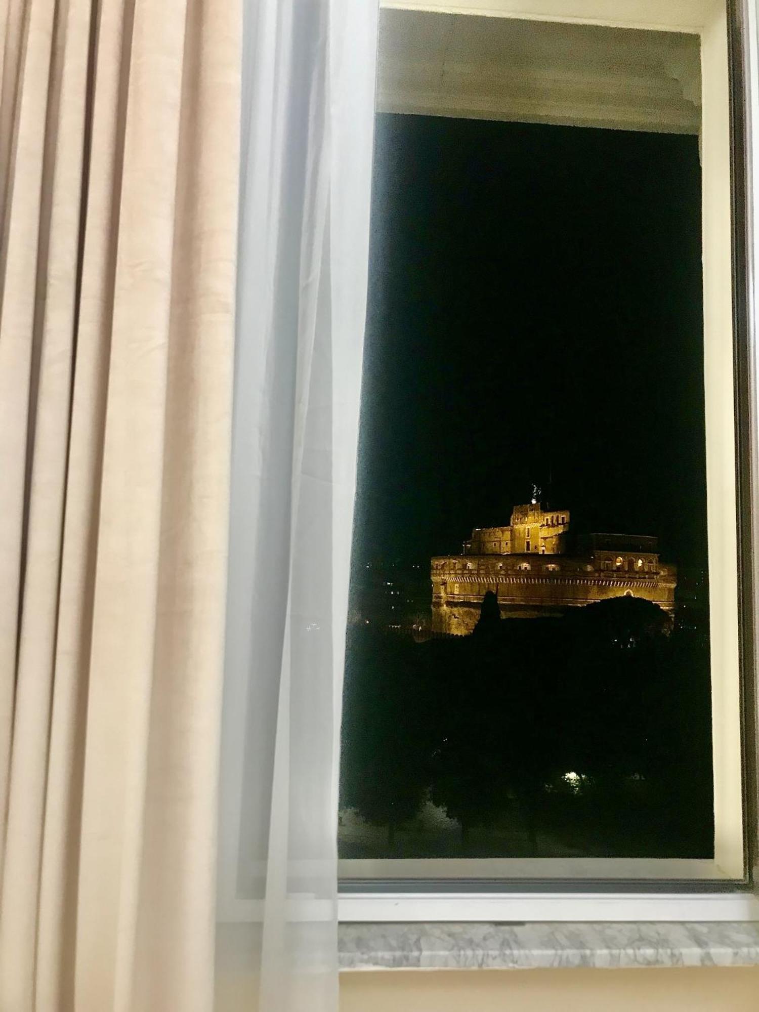 Ponte Degli Angeli Bed & Breakfast Roma